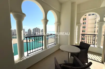 Apartment - 2 Bedrooms - 3 Bathrooms for rent in Viva West - Viva Bahriyah - The Pearl Island - Doha