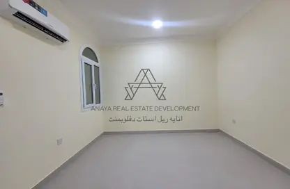 Apartment - 2 Bedrooms - 2 Bathrooms for rent in Bin Omran - Fereej Bin Omran - Doha