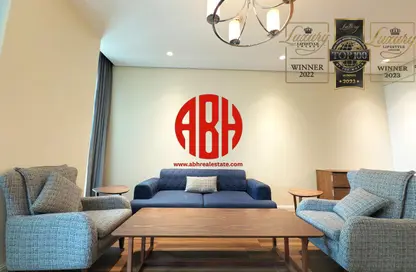 Apartment - 2 Bedrooms - 3 Bathrooms for rent in Floresta Gardens - Floresta Gardens - The Pearl Island - Doha