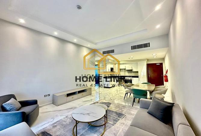 905604 - Property Image 3