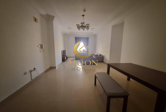 971603 - Property Image 2