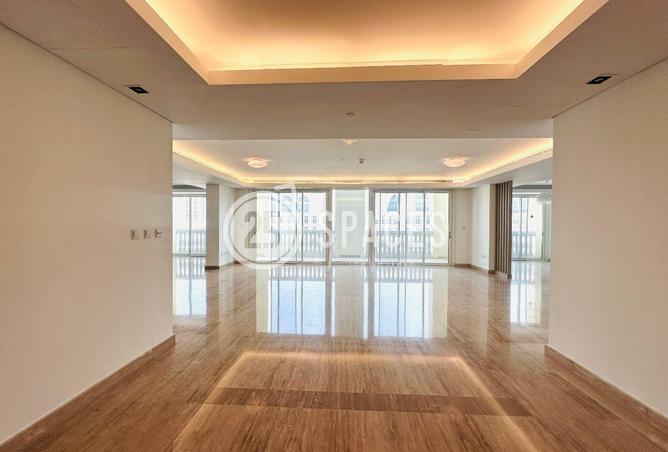 962382 - Property Image 2