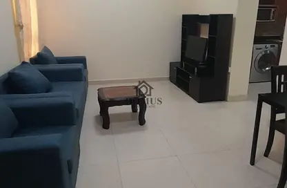 Apartment - 2 Bedrooms - 1 Bathroom for rent in Thabit Bin Zaid Street - Al Mansoura - Doha