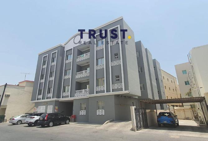 982654 - Property Image 3