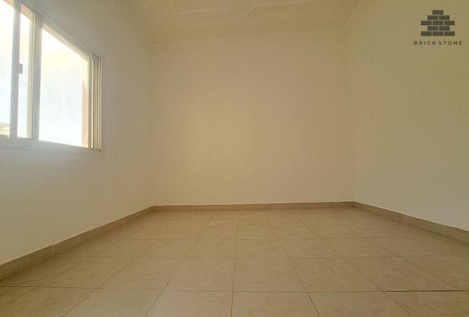 1004509 - Property Image 3