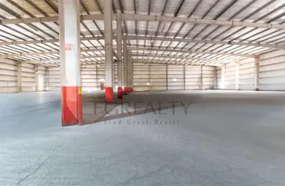 Warehouse - Studio for rent in Industrial Area 1 - Industrial Area - Doha