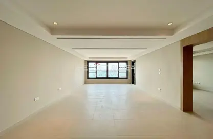 Townhouse - 2 Bedrooms - 3 Bathrooms for rent in East Porto Drive - Porto Arabia - The Pearl Island - Doha