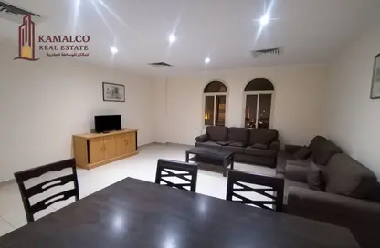 Apartment - 2 Bedrooms - 2 Bathrooms for rent in Al Muntazah - Doha