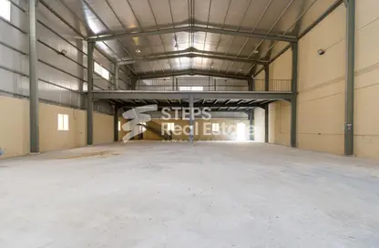 Warehouse - Studio - 1 Bathroom for sale in East Industrial Street - Birkat Al Awamer - Al Wakra