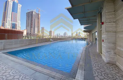 صورة لـ حوض سباحة شقة - 2 غرف نوم - 3 حمامات للايجار في برج المارينا - منطقة المارينا - الوسيل ، صورة رقم 1
