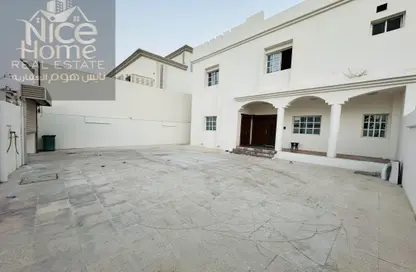 Villa - 6 Bedrooms - 5 Bathrooms for rent in Al Kheesa - Umm Salal Mohammed