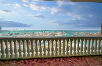 Apartment - 2 Bedrooms - 3 Bathrooms for rent in East Porto Drive - Porto Arabia - The Pearl Island - Doha