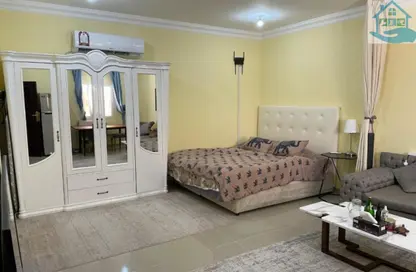 Apartment - Studio - 1 Bathroom for rent in Umm Al Seneem Street - Ain Khaled - Doha Apartment - Studio - 1 Bathroom for rent in Umm Al Seneem Street - Ain Khaled - Doha