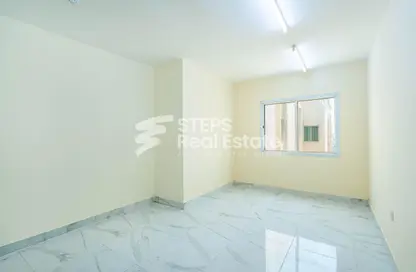 Apartment - 3 Bedrooms - 3 Bathrooms for rent in Muaither Area - Al Rayyan - Doha