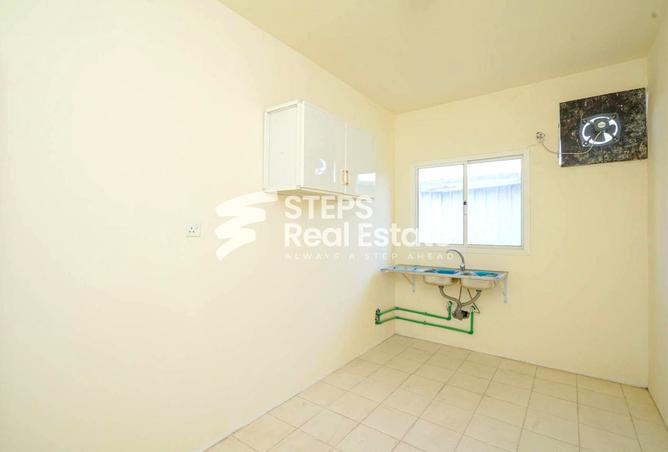 950089 - Property Image 2