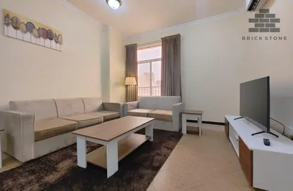 Apartment - 2 Bedrooms - 3 Bathrooms for rent in Musheireb Tower - Musheireb - Musheireb - Doha