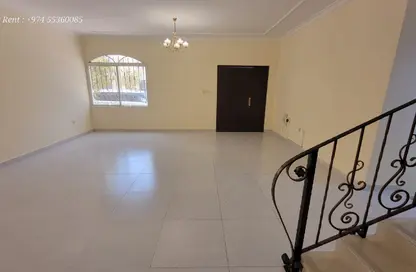مجمع سكني - 4 غرف نوم - 4 حمامات للايجار في شارع المطار القديم - طريق المطار القديم - الدوحة