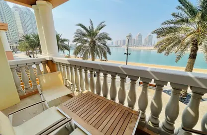 شقة - غرفة نوم - 2 حمامات للايجار في فيفا غرب - فيفا بحرية - جزيرة اللؤلؤة - الدوحة