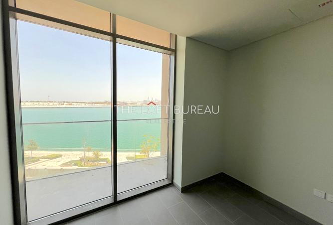 947246 - Property Image 3