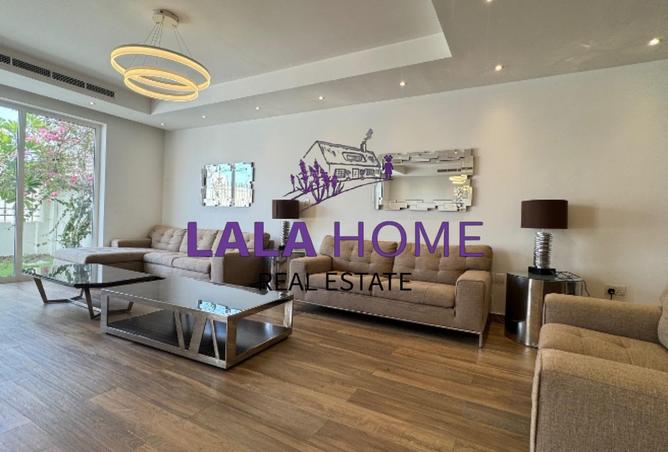 967408 - Property Image 2