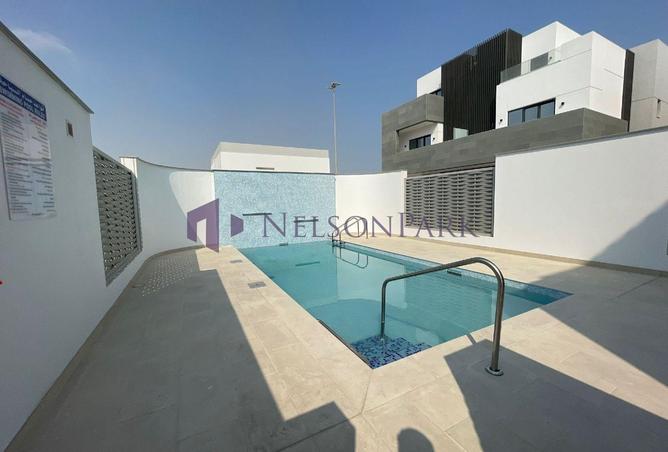 983778 - Property Image 3