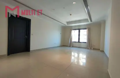 Apartment - 1 Bedroom - 2 Bathrooms for rent in East Porto Drive - Porto Arabia - The Pearl Island - Doha