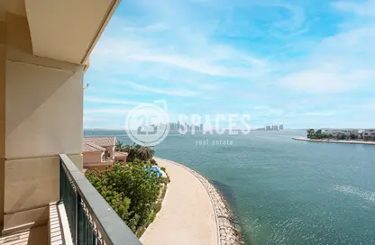 Apartment - 1 Bedroom - 2 Bathrooms for sale in Viva East - Viva Bahriyah - The Pearl Island - Doha