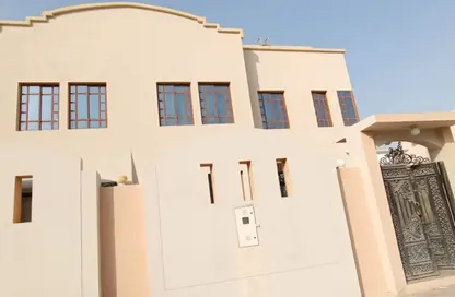 Villa - 5 Bedrooms - 6 Bathrooms for rent in Al Thumama - Al Thumama - Doha