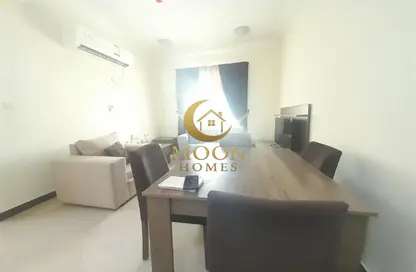 شقة - غرفة نوم - 1 حمام للايجار في ام غوالينا تجارية - ام غويلينا - أم غويلينا - الدوحة