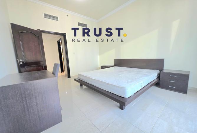 981953 - Property Image 3