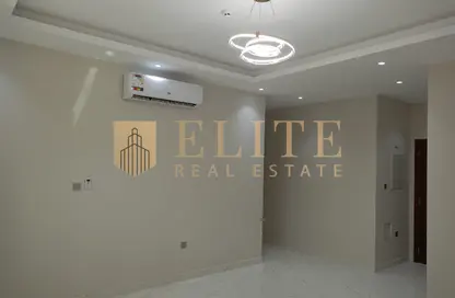 Apartment - 2 Bedrooms - 2 Bathrooms for rent in Old Airport Residential Apartments - Old Airport Road - Doha