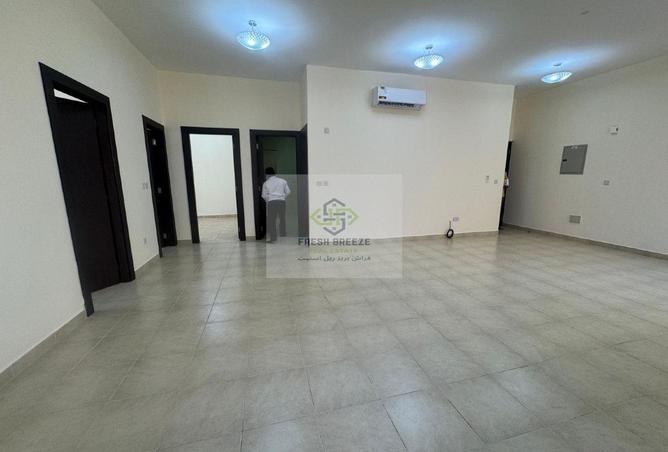 967410 - Property Image 2