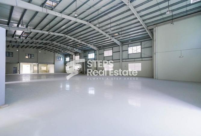 956374 - Property Image 2