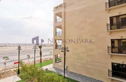 Apartment - 1 Bedroom - 1 Bathroom for sale in Lusail City - Lusail