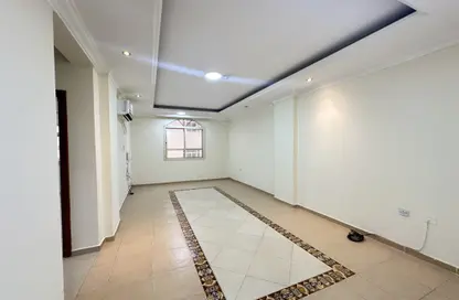 Apartment - 2 Bedrooms - 2 Bathrooms for rent in Al Sadd Road - Al Sadd - Doha