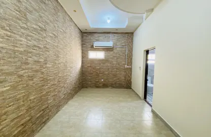 شقة - 2 غرف نوم - 1 حمام للايجار في عين خالد - الدوحة