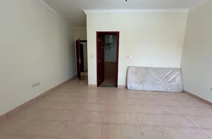 Apartment - 2 Bedrooms - 3 Bathrooms for rent in Tadmur Street - Old Airport Road - Doha