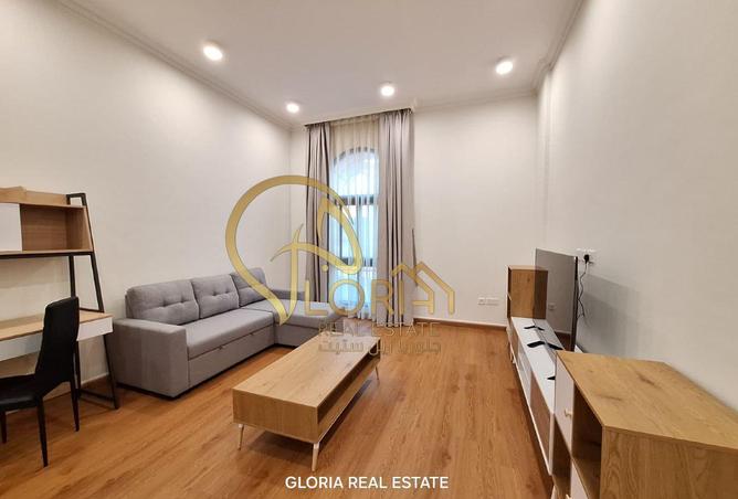 957706 - Property Image 2