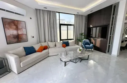 Villa - 5 Bedrooms - 7 Bathrooms for rent in Al Thumama - Al Thumama - Doha