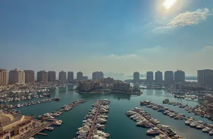 شقة - 2 غرف نوم - 3 حمامات للايجار في برج 13 - بورتو أرابيا - جزيرة اللؤلؤة - الدوحة