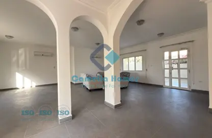مجمع سكني - 4 غرف نوم - 5 حمامات للايجار في سلاطة الجديدة - سلاطة - الدوحة