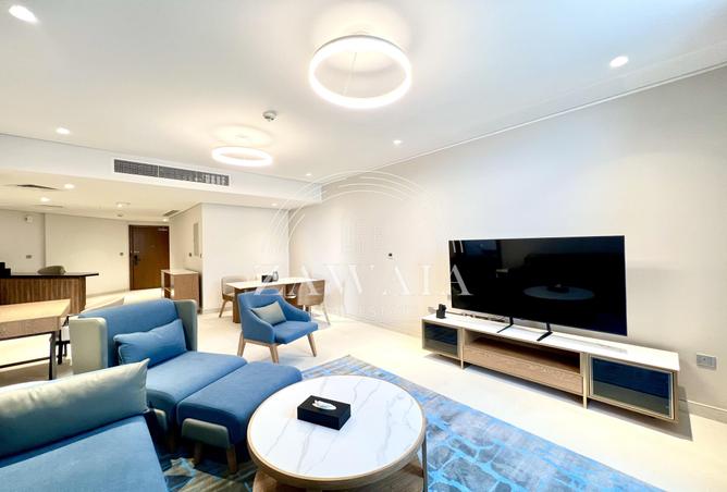 987195 - Property Image 3