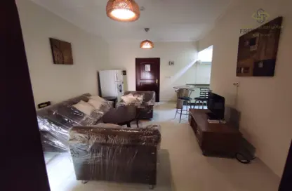 Apartment - 1 Bedroom - 1 Bathroom for rent in Umm Ghuwalina - Umm Ghuwailina - Doha