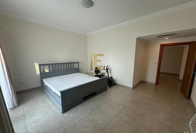 936572 - Property Image 2