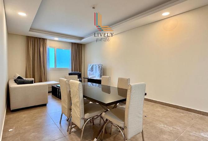 981285 - Property Image 2