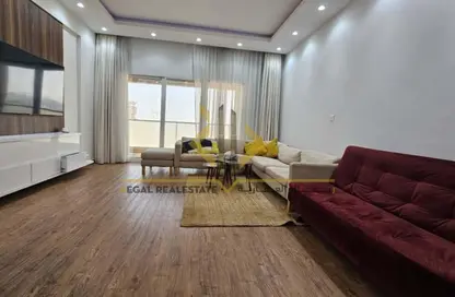 شقة - غرفة نوم - 2 حمامات للايجار في فوكس هيلز - فوكس هيلز - الوسيل