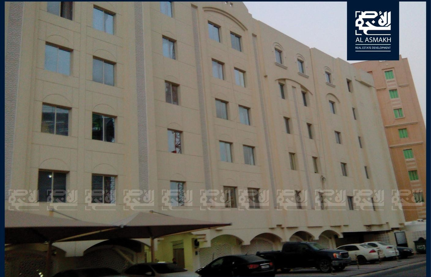 Apartment for Rent in Al Muntazah Street Unfurnished 2Bedroom