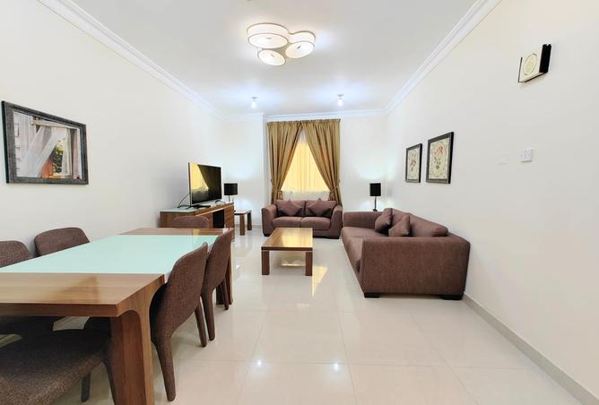 985261 - Property Main Image