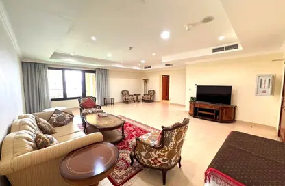 Apartment - 3 Bedrooms - 4 Bathrooms for sale in West Porto Drive - Porto Arabia - The Pearl Island - Doha