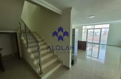 دوبلكس - 2 غرف نوم - 3 حمامات للايجار في فوكس هيلز - فوكس هيلز - الوسيل
